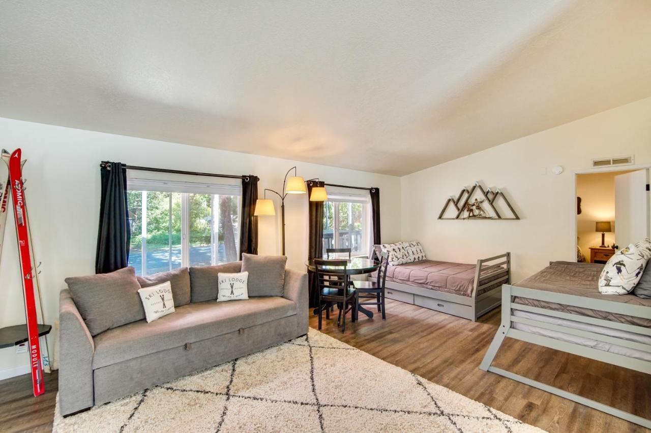 Riverfront Home With Deck, Near Mount Rainier! Packwood Exterior foto